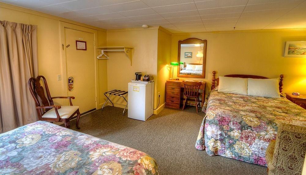 Picket Fence Motel St. Andrews By The Sea Exterior foto