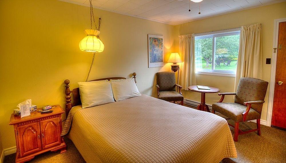 Picket Fence Motel St. Andrews By The Sea Exterior foto